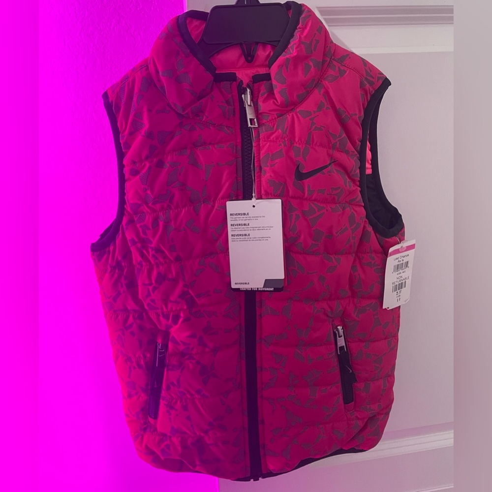 NWT Nike girls reversible lightweight warmth